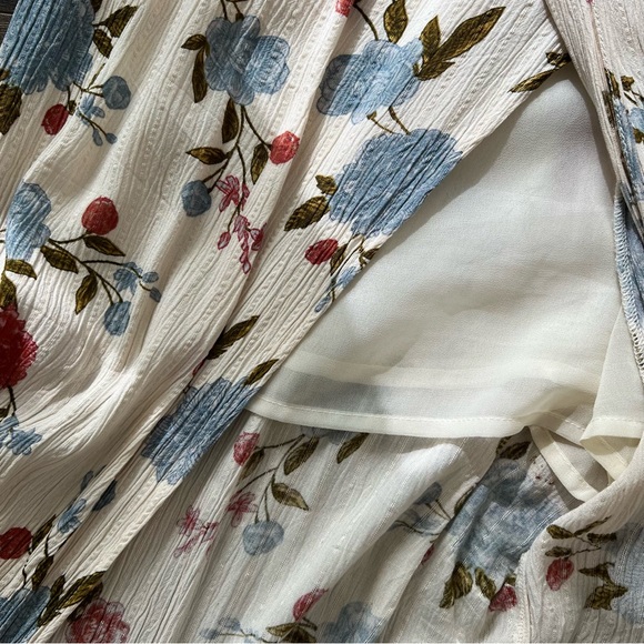 American Eagle boho floral jumpsuit - Picture 4 of 6